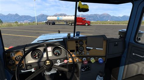 Here is the coolest interior of a classic truck : r/trucksim