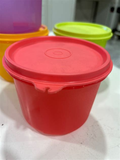 Tupperware Food Containers 550ml 4 Pieces 4 Colors Furniture And Home Living Kitchenware