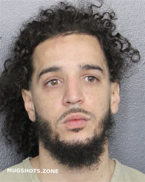 PEREZ JONATHAN MICHAEL 11 05 2023 Broward County Mugshots Zone