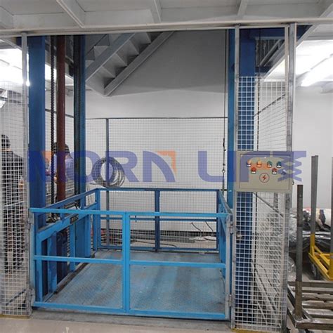CE Approved Crane Morn Nude Packing Or According Your Requirement Warehouse Elevator Guide Rail