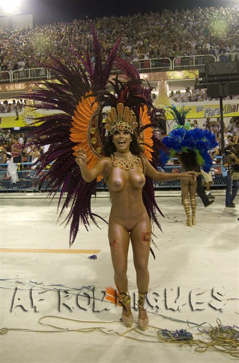 Naked Samba Dancer Too Rude For Brazil I Can T Believe It