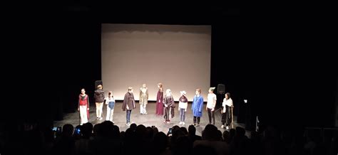 Spectacle La Chorale Partage La Scène Avec Latelier Théâtre 21 Juin