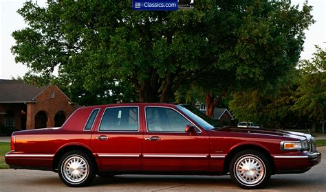 Purchase Used 1997 Lincoln Town Car Loaded Astro Roof Touring And In