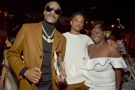 Snoop Dogg's Wife and Kids: Everything You Need to Know | NBC Insider