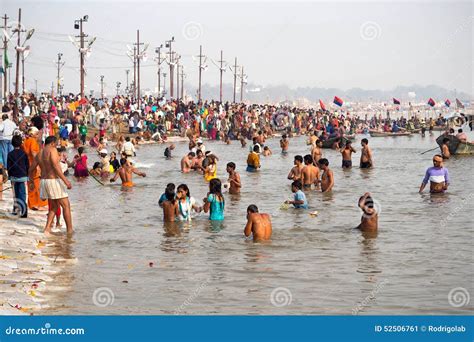 Pilgrims Bathing in the Sangam at Kumbh Mela, Allahabad, India ...