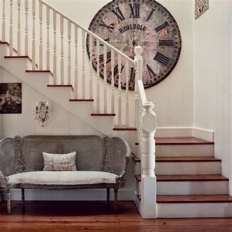 25 Modern Staircase Landing Decorating Ideas To Get Inspired