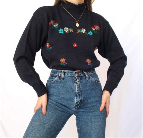 Vintage Floral Embroidered Sweater — Wornable Embroidered Sweater Sweaters Vintage Floral