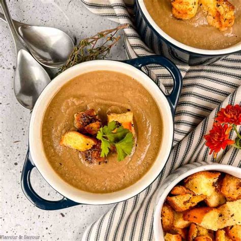Creamy Mushroom Soup with Cauliflower (Vegan Recipe) - Flavour and Savour