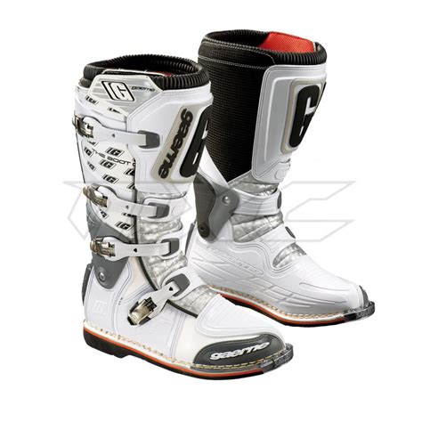 Gaerne Fastback im Motocross Enduro Shop MXC GmbH