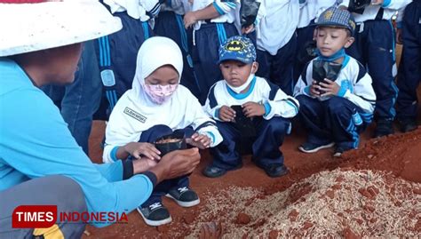 Asyiknya Belajar Sambil Berwisata Di Kebun Agrowisata Pak Inggih Gresik