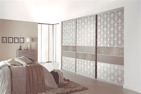 Шкаф купе серо белые квадраты в интерьере (44 фото) - красивые картинки ...