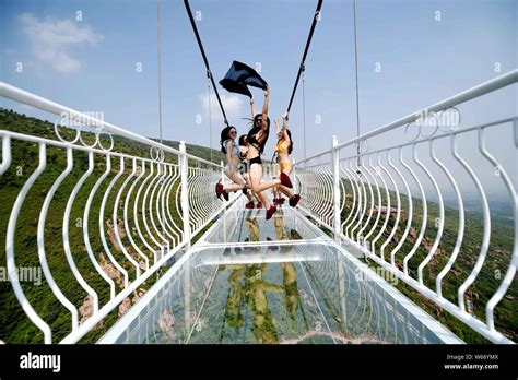 Bikini Bridge Hi Res Stock Photography And Images Alamy