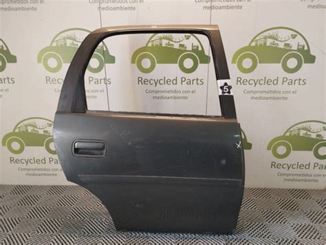 Puerta Trasera Derecha Chevrolet Corsa 03997673 Lp Recycled Parts