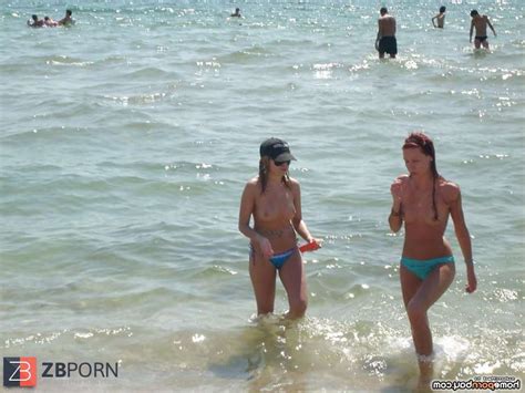 Suntanned Beach Darling ZB Porn