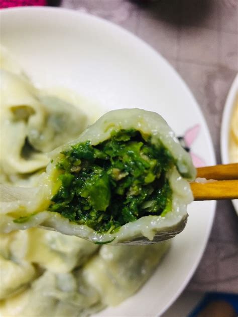 【荠菜猪肉馅饺子🥟的做法步骤图，怎么做好吃】頔頔姐下厨房