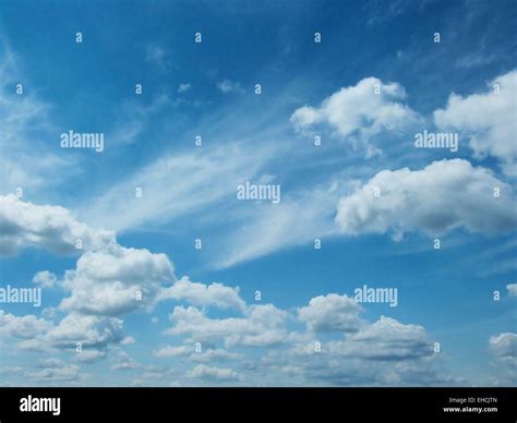 Drifting clouds hi-res stock photography and images - Alamy