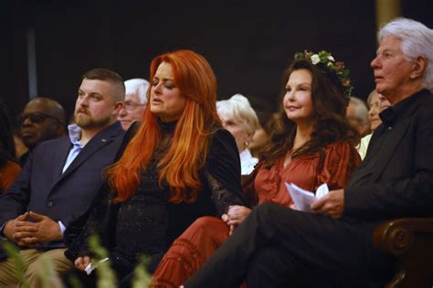 Ashley and Wynonna Judd Honor Mother Naomi Judd in Emotional Memorial ...