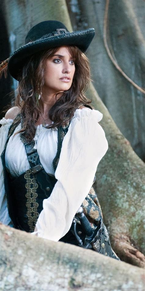 Pin By Jack Sparrow On Captain Jack Sparrow Pirates Of The Caribbean Pirate Woman Penelope Cruz