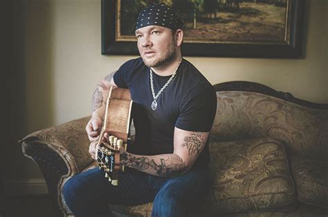 Stoney Larue Ready To Take Flight With Aviator Billboard