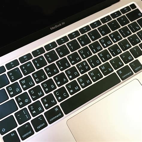 Лазерная гравировка клавиатуры Macbook любым цветом! Русские буквы на ...