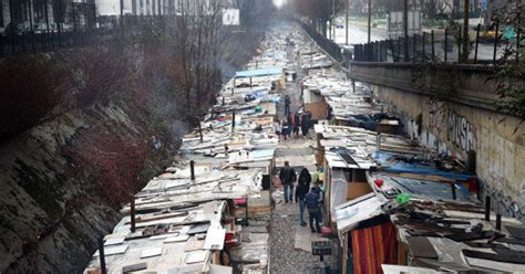 Slums near the center of Paris : r/AlternateAngles