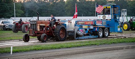 Truck Tractor Pulls Windsor Fair