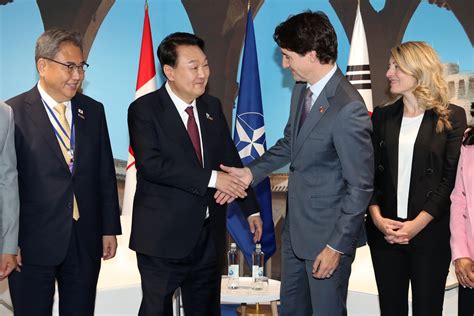 Korea Canada Eye Deeper Security Economic Ties