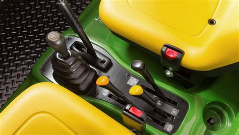 2020a Progator™ Golf Utility Vehicles Explore John Deere