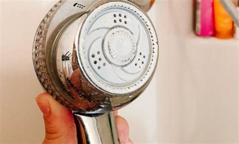 Clean Your Gross Showerhead Now With This Easy Trick The Tech Edvocate