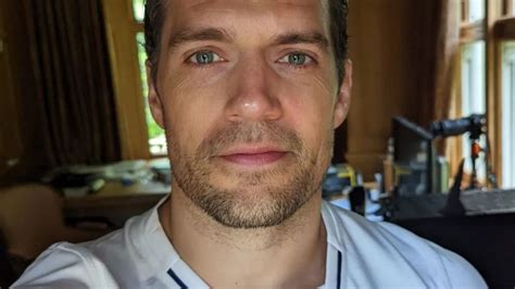 Henry Cavill Svela Il Primo Video Dal Set Di The Ministry Of