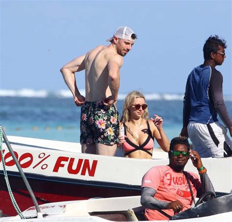 Una Healy Sexu Bikini Photos The Fappening