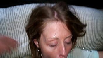 MILF flaca apenas puede manejar mi gran polla follándola en la cara XVIDEOS