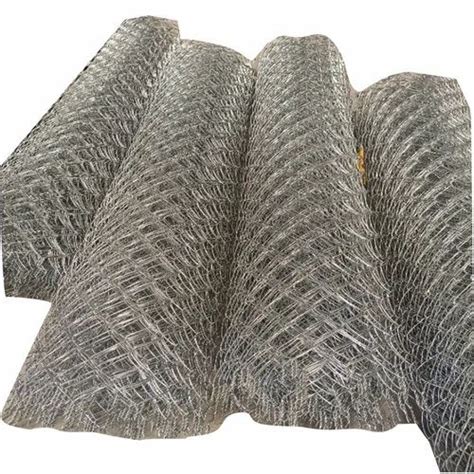 Iron Galvanized 10 Gauge Gi Chain Link Mesh Mesh Size 15 Mm At Rs 75