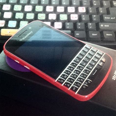 Ease of Q10 keyboard replacement - BlackBerry Forums at CrackBerry.com