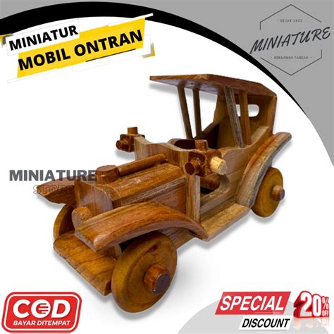 Jual Miniatur Lokomotif Kereta Api Kuno Kayu Jati Pajangan Kamar