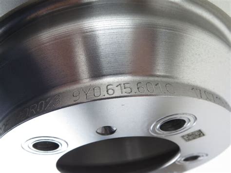 Original PORSCHE Cayenne 9YA Bremsscheibe links 9Y0615601C online ...