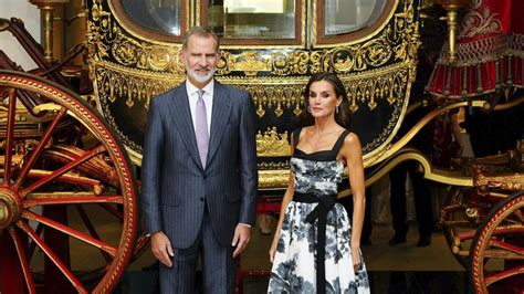 Felipe VI inaugura la Galería de las Colecciones Reales un hito