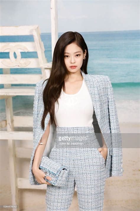 Jennie and Jisoo at the Fashion Week this year: One received applause while the other only left ...