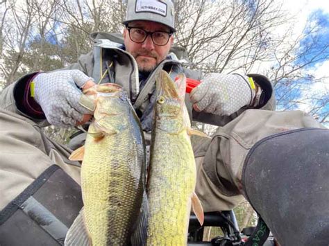 Paddler's Edge: Kayak Fishing for Pickerel | FishTalk Magazine