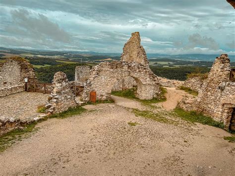 Čachtice Castle - Visit Elizabeth Bathory’s Castle In Slovakia (2026)!