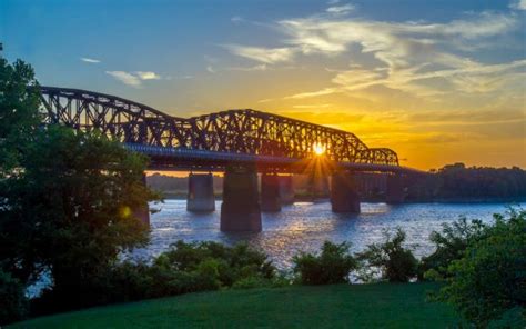 Scenic Spots On The Great River Road Experience Mississippi River