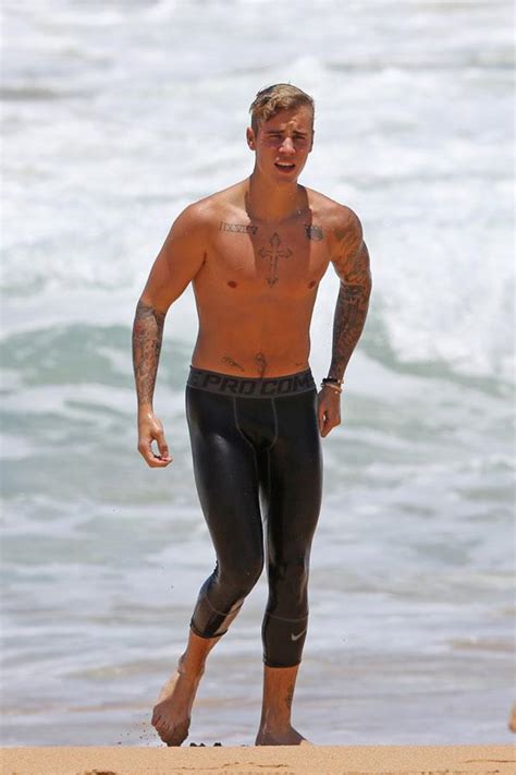 From Hawaii To Miami Justin Bieber Loves Being Shirtlessand Gets Cozy