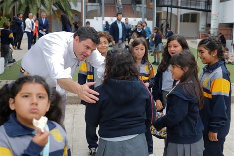 COLEGIOS DE ZAPALLAR PROMUEVEN LA COLABOR