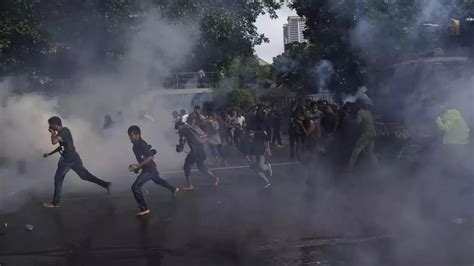 Police Fires Tear Gas Water Cannons On Protesters As Agitation For