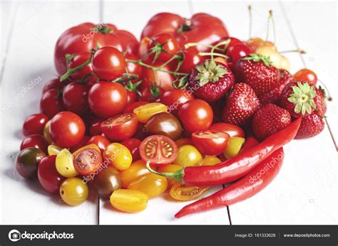 Red vegetables and fruits — Stock Photo © gpointstudio #161333628