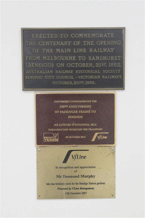 Commuters are complaining about the bendigo to ballarat rail service 7