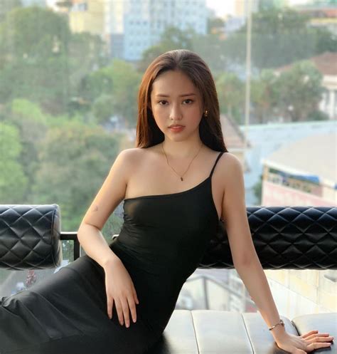 Hot girl Cà Mau chen ngang mối tình của Midu và thiếu gia Phan Thành giờ ra sao