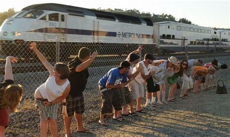 Mooning Of The Trains In Oc California Pics