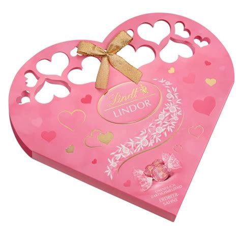 Lindt Lindor Milk Chocolate Heart Box 200g Medtuacth