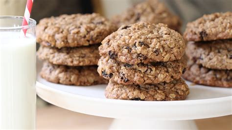 Beths Ultimate Oatmeal Raisin Cookie Recipe Entertaining With Beth